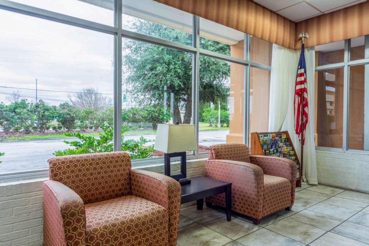 Econo Lodge Baton Rouge Prairieville Екстер'єр фото