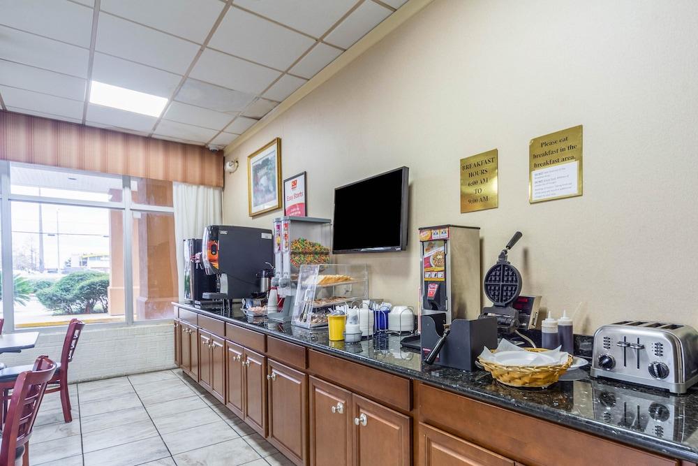 Econo Lodge Baton Rouge Prairieville Екстер'єр фото